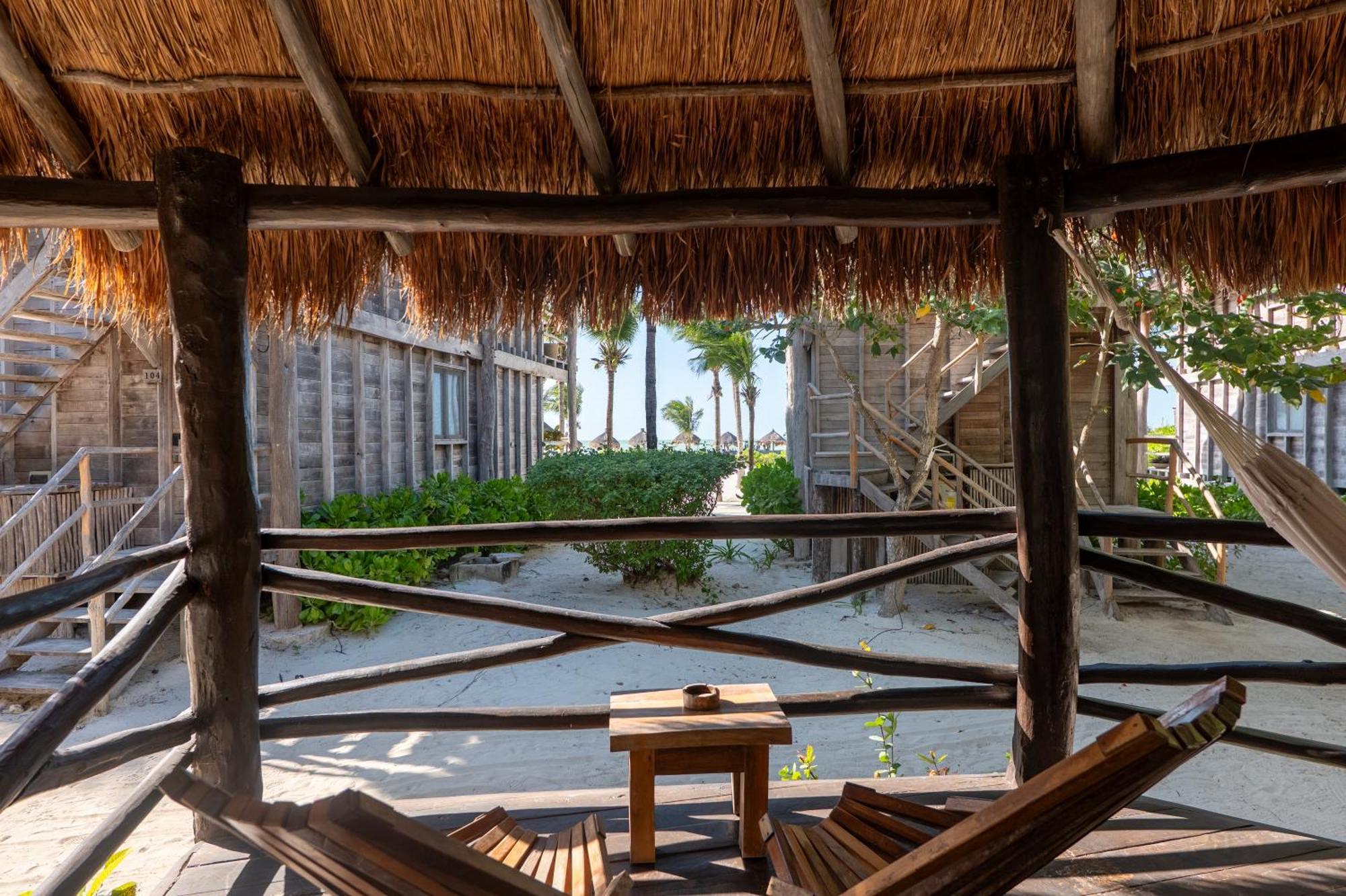 Blue Holbox Hotel Exterior photo